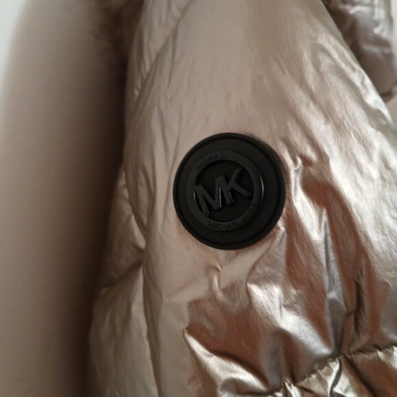 Michael Kors Champagne Metallic Belted Puffer Jacket/ Detachable Hood sz L - Picture 8 of 10